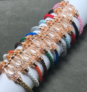 Bracelet en diamant coloré de haute qualité <span class=keywords><strong>Fred</strong></span> en gros, fermoir en forme de fer à cheval, bracelet vintage de luxe, bijoux unisexe - Product Image 1