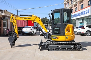 Mini-excavatrice LiuGong 9035F avec moteur et pompe PLC - Système entièrement hydraulique - Vente en promotion - Product Image 4