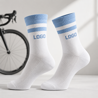 Chaussettes de cyclisme personnalisées avec logo, chaussettes athlétiques respirantes avec soutien de la voûte plantaire, OEM ODM