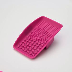 Tapis de lavage en silicone carré pour pinceaux de maquillage, support de nettoyage pour pinceaux de beauté, personnalisable en gros - Product Image 4
