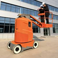 Plateforme de travail aérienne autopropulsée à mât unique de 10 mètres avec capacité de charge de 200 kg, portée horizontale de 3,5 m, disponible en stock