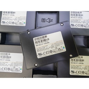 Sams-un-g PM1725b 1.6TB U2 NVME SSD MZ-WLL1T6B MZWLL1T6HAJQ-00005 Interface NVMe haute vitesse offrant des vitesses de lecture/écriture exceptionnelles - Product Image 1