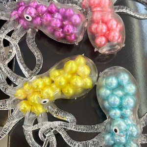 Jouet anti-stress pieuvre transparent à billes, tentacules extensibles, super solide, tactile, pour soulager l'anxiété des enfants - Product Image 2