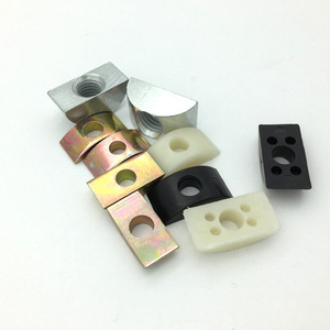 Conector de Metal y Plástico en Forma de Media Luna M8 para Herrajes de Muebles y Mejoras del Hogar - Product Image 2
