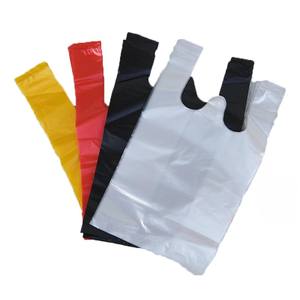 Bolsas de camisetas de compras de plástico PE personalizadas de Moq bajo ecológicas de alta calidad con logotipos reciclables - Product Image 1