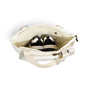 Sac à dos de tennis matelassé en nylon blanc de luxe personnalisé pour femme, sac de sport pour raquettes de badminton et pickleball, usage sportif - Product Image 3