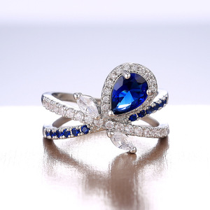 Elegante anello con pietra blu per donna, gioiello da dito in stile fidanzamento alla moda - Product Image 4