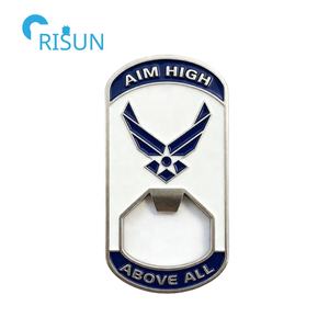 Porte-bouteille en métal personnalisé avec étiquette de chien en métal commémorative de la base de l'USAF des États-Unis, pièce commémorative personnalisée de l'USAF - Product Image 3