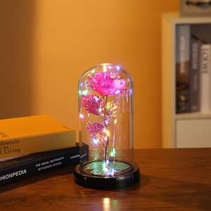 Rosa Artificiale con Luce LED in Cupola di Vetro, Regalo Perfetto <span class=keywords><strong>per</strong></span> <span class=keywords><strong>la</strong></span> <span class=keywords><strong>Festa</strong></span> <span class=keywords><strong>della</strong></span> <span class=keywords><strong>Mamma</strong></span> e Matrimoni - Product Image 4