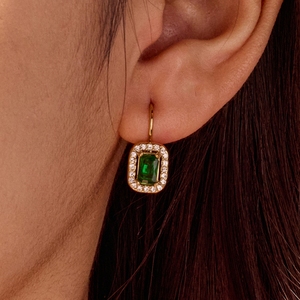 INS Offre Spéciale Style Français Boucles D'oreilles Huggies 18K Pvd Plaqué Or En Acier Inoxydable De Luxe Zircon Hoop Boucle D'oreille - Product Image 2