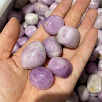 Vente en gros de pierres de cristal de formes irrégulières de 2 à 5 cm, matériaux mixtes, pierres polies et roulées