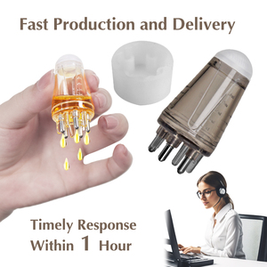 Mini Pettine Elettrico in Silicone per Applicazione su Cuoio Capelluto con Capacità di 6ml per Erogazione Olio Capelli e Massaggiatore a Rullo - Product Image 3