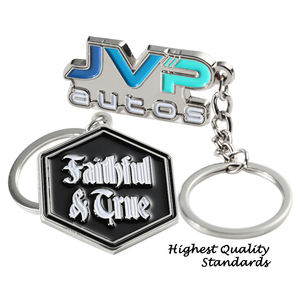 Llavero de Metal Esmaltado Suave Personalizable OEM, Regalo Empresarial Personalizado con Letras 2D y 3D, Llavero Promocional para Mosquetones - Product Image 4