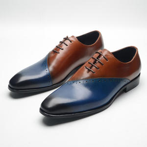Chaussures en cuir pour hommes de style italien, couleurs mélangées, style Oxford formel, idéales pour les mariages et les fêtes. Chaussures habillées et Oxfords en cuir pour hommes. - Product Image 2