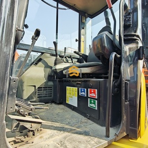 Mini-excavatrice d'occasion avec peinture d'origine, KOMATSU PC55MR, excavatrice sur chenilles d'occasion à vendre - Product Image 6