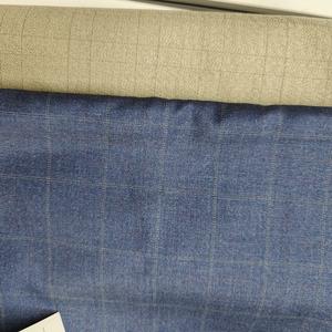 Vente en gros de tissus organiques pour costumes TR Design pour hommes paquet à double pli avec lisière anglaise respirant pour uniformes pour garçons - Product Image 2