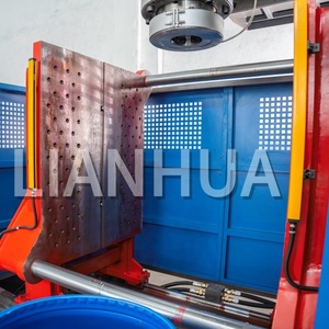 Machine de fabrication de conteneurs liquides en plastique PP/PE/ABS de <span class=keywords><strong>40L</strong></span>, 50L, 60L par extrusion-soufflage - Product Image 3