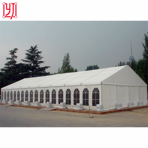 Tente de réception de luxe blanche pour mariages et événements extérieurs, grandes dimensions 10x30, 20x30, 40x60, en vente - Product Image 2