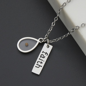 Collares de Semillas de Mostaza con Corazón de Fe en Varios Estilos |   Fe en la Montaña y Texto Inspirador |   Cadena de Acero Inoxidable con Baño de Oro PVD - Product Image 2