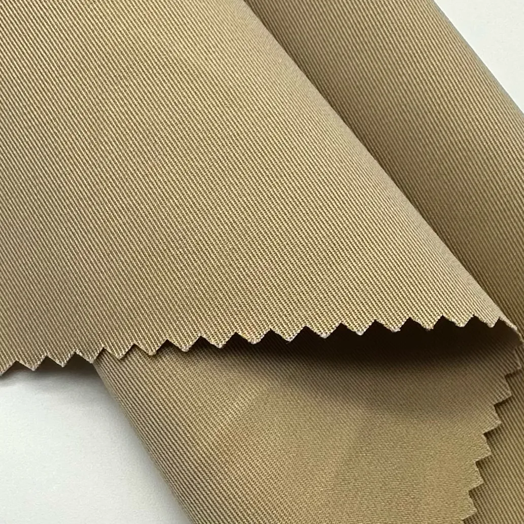Vendas diretas da fábrica de tecido de sarja 2/2 para casaco 60S * 150 algodão poliéster tecido transversal