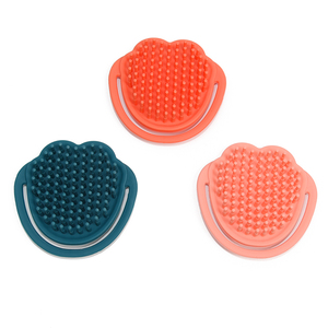 Cepillo de masaje de baño de cerdas de silicona suave para mascotas para ducha de perros de pelo largo y corto para gatos - Product Image 4