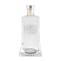 Bouteille en verre épais cannelé avec bouchon en liège pour la vodka, le gin, le rhum, la tequila, le whisky, le brandy, les spiritueux