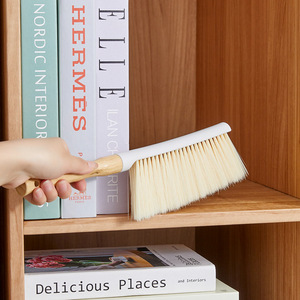 Soft Broom Bed Sweeper Bamboo <b>Brush</b> With Soft Bristles For <b>Dust</b> Cleaning On Heated Floors - Product Image 2