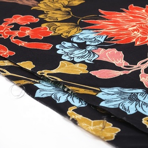 De moda de estilo Bali tejido rayón Challie Challis tela con gran patrón de impresión floral - Product Image 2