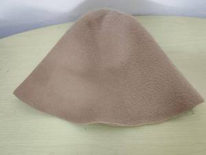 Cappello in Pelliccia di Coniglio Colorato di Alta Qualità R1, Design Personalizzato per Uso Quotidiano e Casual - Product Image 5