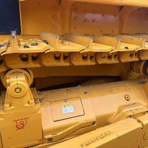 Bulldozer Shantui SD32 con Orugas Amarillas, Capacidad de Aplicación de Asfalto de 6m³, Equipo de Construcción de Uso Pesado - Product Image 3