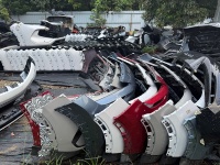 Body Kit Mobil Asli Bekas OEM 71101T5HH50ZZ 71102T5HH50 71103T5HH50 Suku Cadang Kendaraan Kit Gril Depan Bumper Mobil untuk Honda Fit