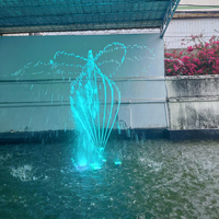 Fontaine à eau en acier inoxydable de petite taille, fabriquée en usine, design moderne, durable pour les patios intérieurs/extérieurs, les terrasses, les jardins et l'aménagement paysager
