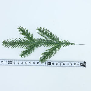 LO-503 50 branches de pin 57cm pour l'extérieur résistant aux UV, <span class=keywords><strong>sapin</strong></span> artificiel à baies rouges avec piquet de sol pour décoration de <span class=keywords><strong>jardin</strong></span> de Noël - Product Image 6