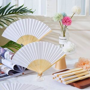 Abanico de Tela Personalizado, un Regalo Práctico y Atento con Amor, Hecho de Plástico Resistente - Product Image 4