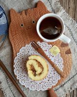 Plateau en bois massif Totoro personnalisé en usine, en bois de sapele et d'ébène, fait à la main, créatif, pour le petit-déjeuner et le pain, pour la salle à manger à la maison