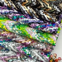 Nouveaux designs de tissu en maille polyester à paillettes, tissu brodé à paillettes pour robe de mode