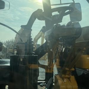 Gebrauchter Caterpillar Cat420F Radlader in Gutem Zustand, Gebrauchter Cat 420F Baggerlader zum Verkauf zum Bestpreis - Product Image 3