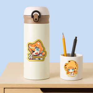Autocollants personnalisés en vinyle adhésif imperméable, avec estampage doré, découpés individuellement, pour promotion, motif dessin animé - Product Image 5