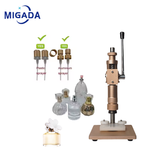 Machine de sertissage et de capsulage manuelle de bureau pour flacons de <span class=keywords><strong>parfum</strong></span>, ligne de remplissage de flacons de <span class=keywords><strong>parfum</strong></span>, fabrication de bouchons en verre - Product Image 1