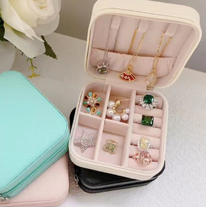 กล่องเก็บเครื่องประดับพกพาแบบมีโลโก้สั่งทำ กล่องใส่เครื่องประดับสำหรับเดินทางทรงสี่เหลี่ยมทำจากหนัง PU สำหรับต่างหู แหวน สร้อยคอ กำไลข้อมือ - Product Image 5