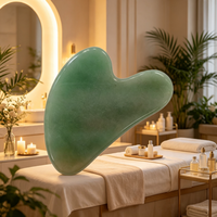 Outil de massage facial en pierre d'aventurine verte naturelle en forme de cœur, planche de gua sha en jade pour le lifting du visage, soins de la peau, massage beauté