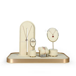 Plateau d'affichage de boucle d'oreille de bijoux de microfibre beige ensembles de présentoirs de bijoux présentoir d'exposition pour des bijoux - Product Image 5