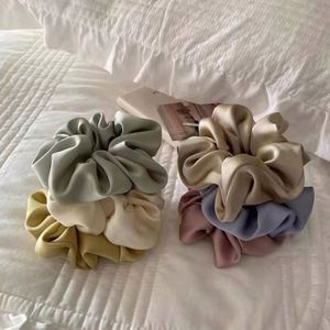 Vente en gros de chouchous pour cheveux en tissu élastique, haute qualité, nouvelle mode, grand modèle 5 cm de circonférence, couleur unie, emballage en carton pour enfants - Product Image 5