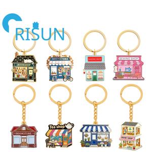 Porte-clés en métal personnalisé, émail rigide ou souple, motifs mignons de dessins animés, thé, livres, pâtisserie, sérigraphie, pour librairie, vente en gros - Product Image 1