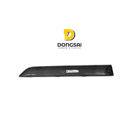 Compatible avec BMW X7 G07 G07 LCI, garnitures de pare-chocs arrière en fibre de carbone préimprégnée, inserts de pare-chocs arrière style OEM, moulage métallique autoclavé, accessoire de rechange.