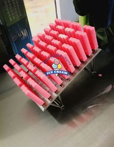 Máquina Comercial Nueva para Hacer Helados y Paletas - 4 Moldes de Alta Productividad para Frutas, Nueces y Leche - Product Image 6