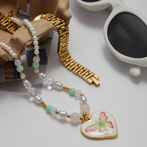 Collana J&D in acciaio inossidabile placcato oro 18 carati con ciondolo a farfalla smaltato, <span class=keywords><strong>cristallo</strong></span> e perla, romantica e graziosa. - Product Image 5