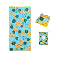 Serviette de plage de voyage anti-sable en microfibre de plastique recyclé imprimée par sublimation écologique avec sac personnalisé