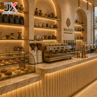 Maßgeschneidertes schlüsselfertiges Café-Einrichtungsprojekt: LED-gebogene Wandnischen-Vitrine, Marmor-Kaffeebar-Theke, High-End-Roaster-Shop-Projekt