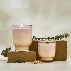 Bougie parfumée en cire de soja dans un bocal en verre, aromathérapie florale, décoration d'intérieur, style minimaliste, durée de combustion de 40 à 60 heures - Product Image 1